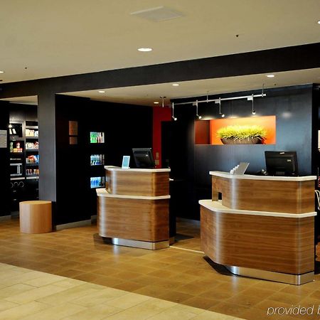 Courtyard By Marriott Dallas-Fort Worth/Bedford Ngoại thất bức ảnh