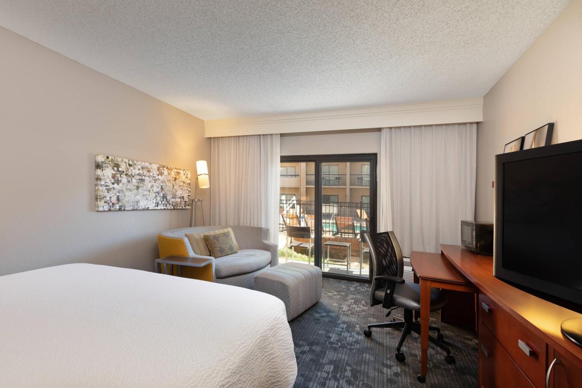 Courtyard By Marriott Dallas-Fort Worth/Bedford Ngoại thất bức ảnh