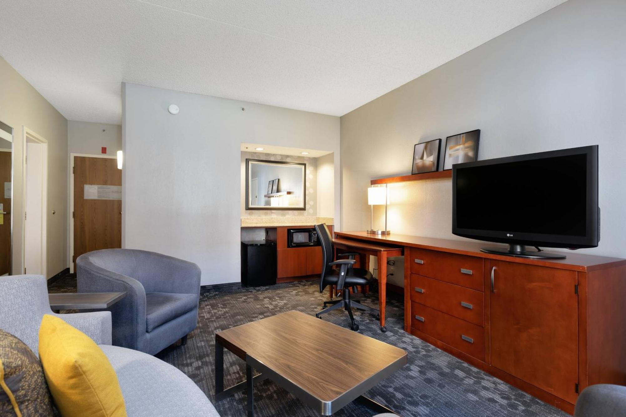 Courtyard By Marriott Dallas-Fort Worth/Bedford Ngoại thất bức ảnh