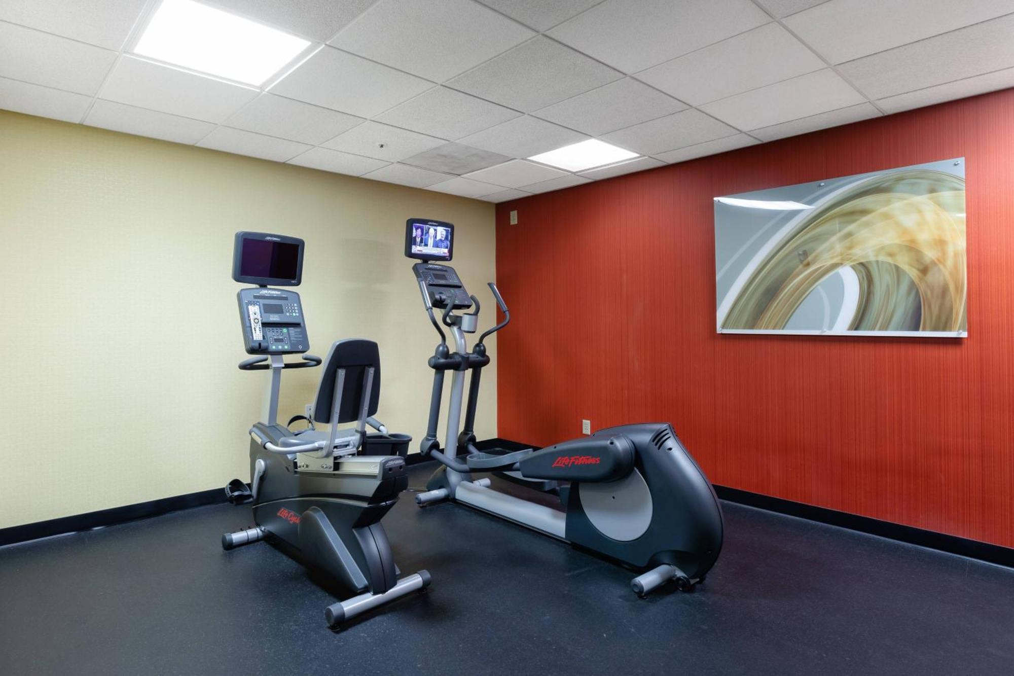 Courtyard By Marriott Dallas-Fort Worth/Bedford Ngoại thất bức ảnh