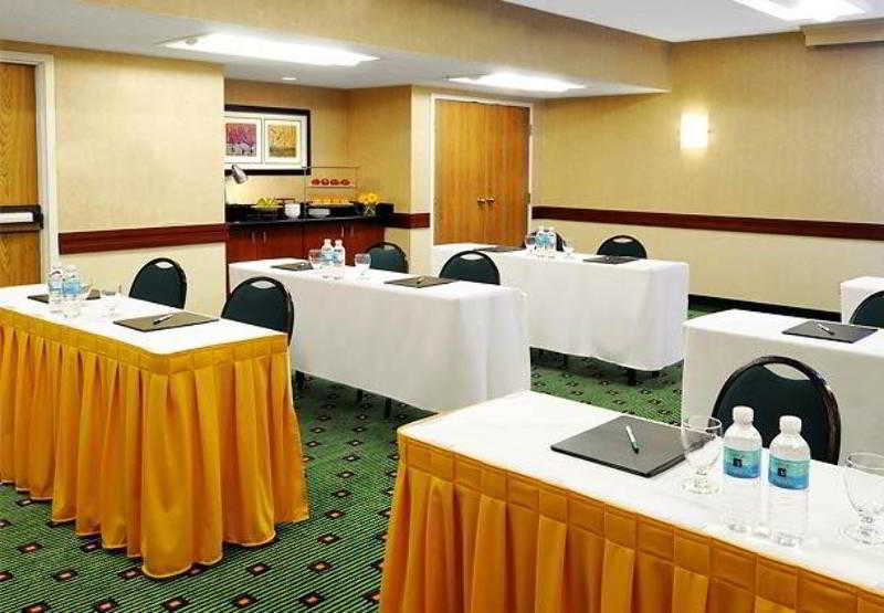 Courtyard By Marriott Dallas-Fort Worth/Bedford Ngoại thất bức ảnh