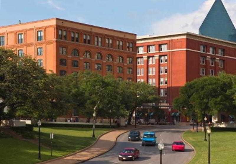 Courtyard By Marriott Dallas-Fort Worth/Bedford Ngoại thất bức ảnh